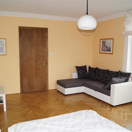 Apartmán u stadionu Broumov Esterno foto
